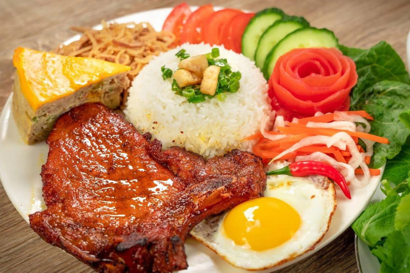 Tam rice - a unique dish with bold Vietnamese flavor